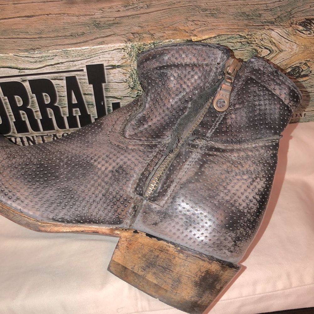 Boot by Corral - Picture 5 of 9